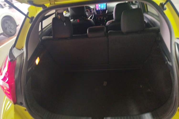 TDK.VehicleDetails.img