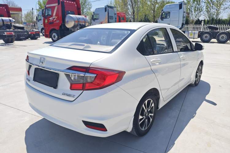 Used Honda Greiz 2016 1.5L CVT Classic Edition
