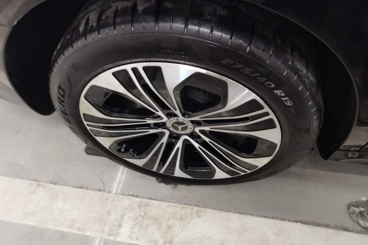 Used Mercedes-Benz E-Class New Energy 2024 E 350 e L Plug-in Hybrid Sedan
