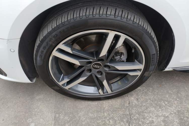 Used Audi A4L 2022 40 TFSI Luxury Dynamic Model
