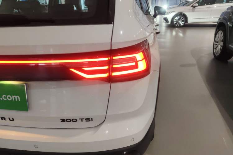 Used Volkswagen Tharu 2024 300TSI Two-Wheel-Drive Moon Luxury Edition