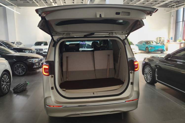 Used Buick GL8 2020 ES Land Cruiser 653T Comfort Edition
