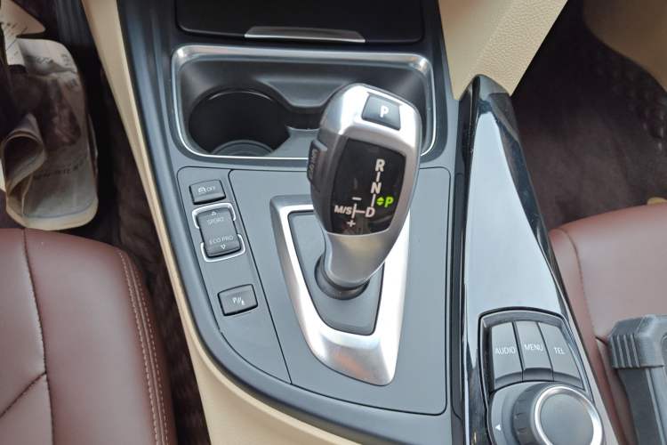 Used BMW 3 Series 2015 320Li Luxury Edition Fashion Model