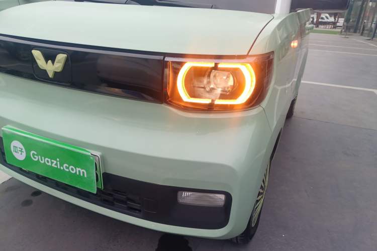 Used Wuling Hongguang MINIEV 2021 Macaron Fashion Model Lithium Iron Phosphate