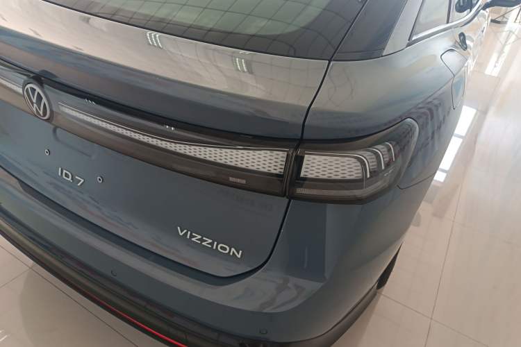 Used Volkswagen ID.7 VIZZION 2024 AIR model