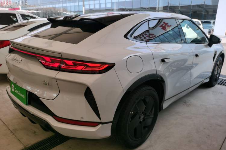 Used BYD Song L EV 2025 550 km Excellence Version