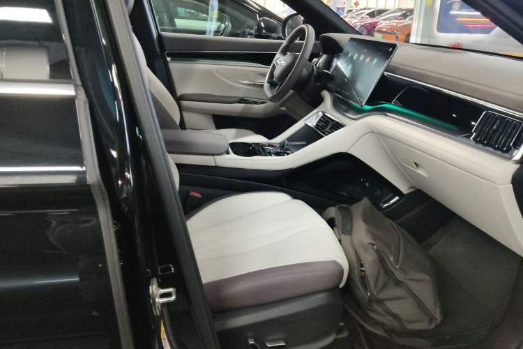 Used BYD Song PLUS New Energy 2025 DM-i Intelligent Driving 160KM Flagship Model
