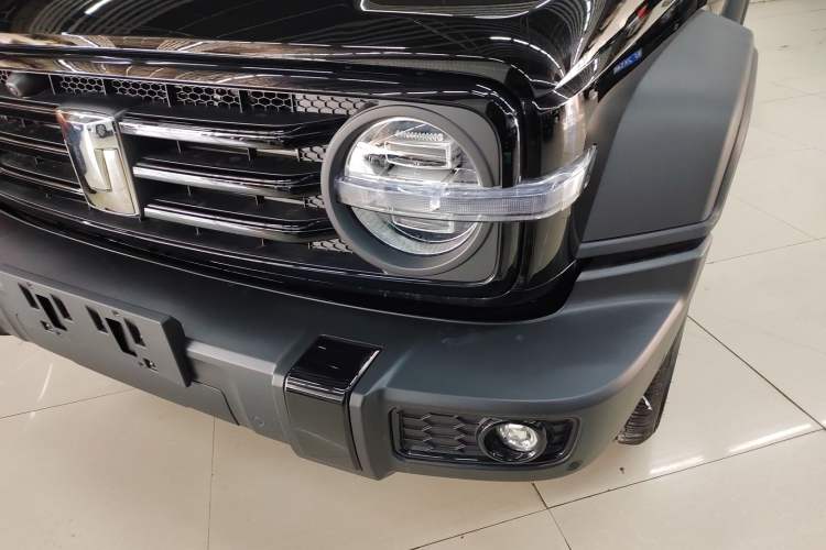 Used Tank 300 2025 2.0T Conqueror