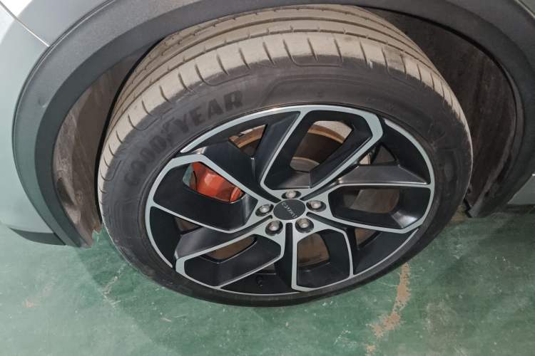 Used Lynk & Co 05 2020 2.0TD Two-Wheel Drive Shine Halo
