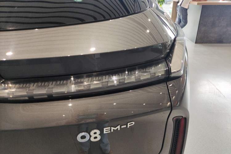 Used Lynk & Co 08 EM-P 2023 220km All-Wheel-Drive Performance Halo