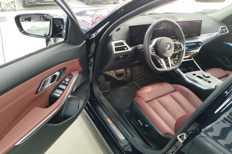 Used BMW i3 2025 eDrive 40 L Midnight Edition