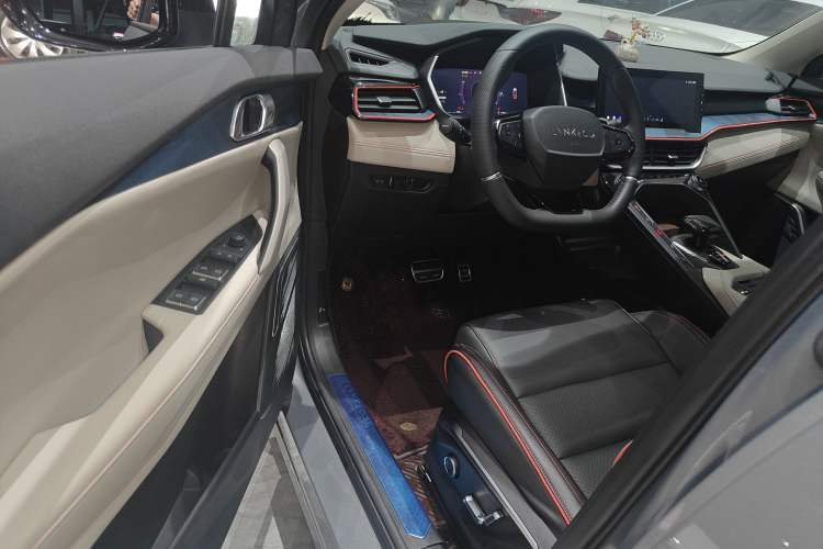 Used Lynk & Co 06 2020 1.5T YAO Halo
