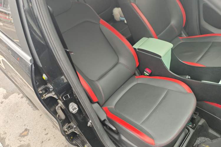 Used Dongfeng NAMMI EX1 2022 Restyled PRO Tiger Glory Deluxe Version
