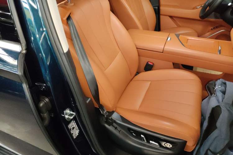 Used Wey Lanshan 2025 Four-Wheel Drive Max