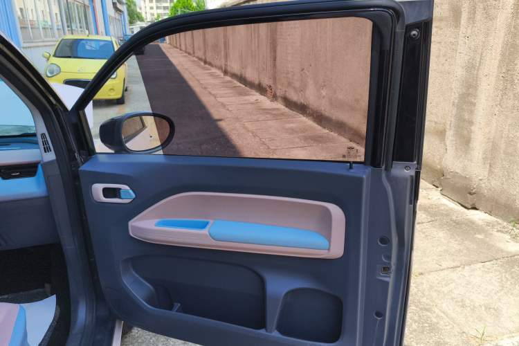 Used Chery QQ Ice Cream 2022 170km Sundae Phosphate Lithium-Ion