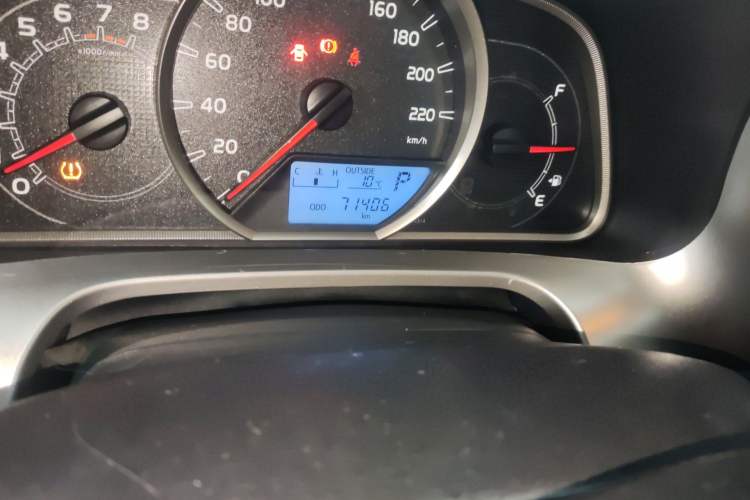 Used Toyota RAV4 2015 2.0L CVT Two-Wheel Drive Fashion Edition