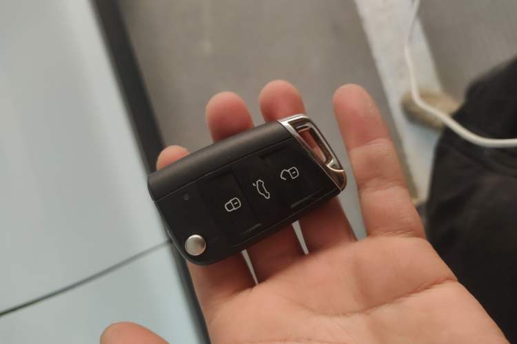 Used Volkswagen Tiguan L 2024 300TSI Automatic Two-Wheel Drive Smart Edition
