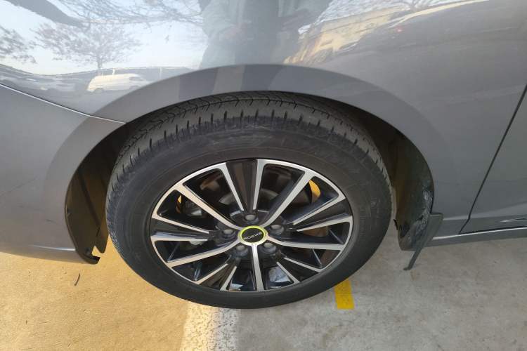 Used Roewe i5 2021 1.5L Manual Diamond Edition
