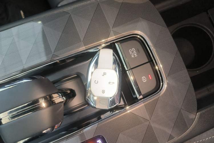 Used GAC Trumpchi EMPOW 2024 400T Automatic Yingbao R PRO Edition
