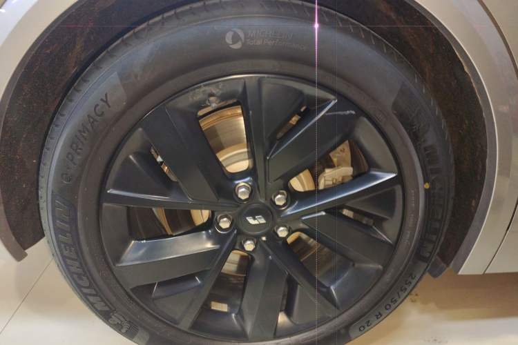 Used Li Auto L8 2023 Pro Model
