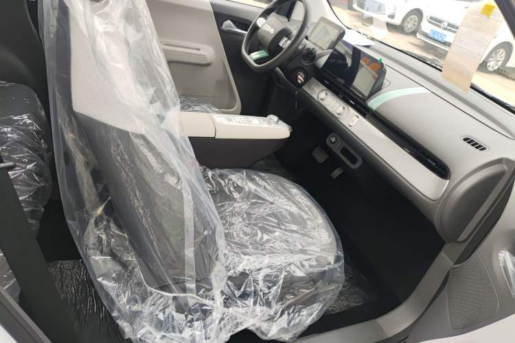 Used  Lumin 2025 205 km Xiangqin Version