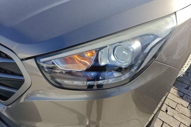 Used Hyundai ix35 2013 2.0L Automatic Two-Wheel Drive Smart GLS China IV Standard
