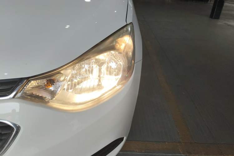 Used Chevrolet Sail 2015 Sail 3 1.3L AMT Ideal Edition
