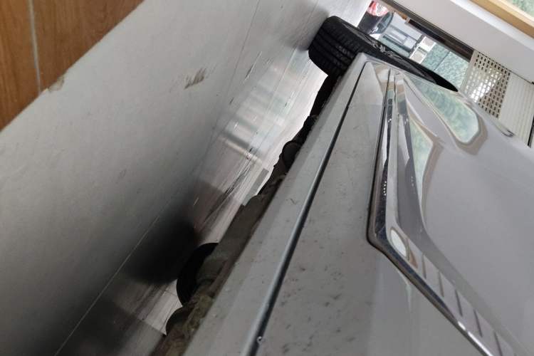 Used Buick GL8 New Energy 2024 Lu Zun Luxury Edition 7-Seater
