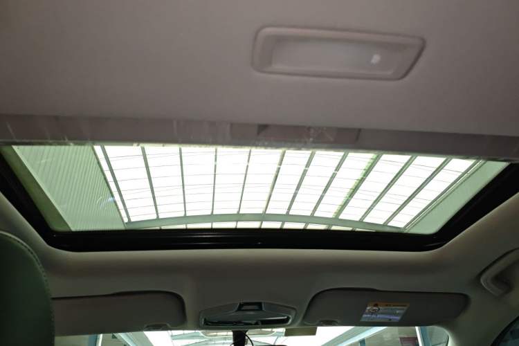 Used Geely Auto Emgrand 2023 4th Generation Champion Edition 1.5L CVT Prestige Model
