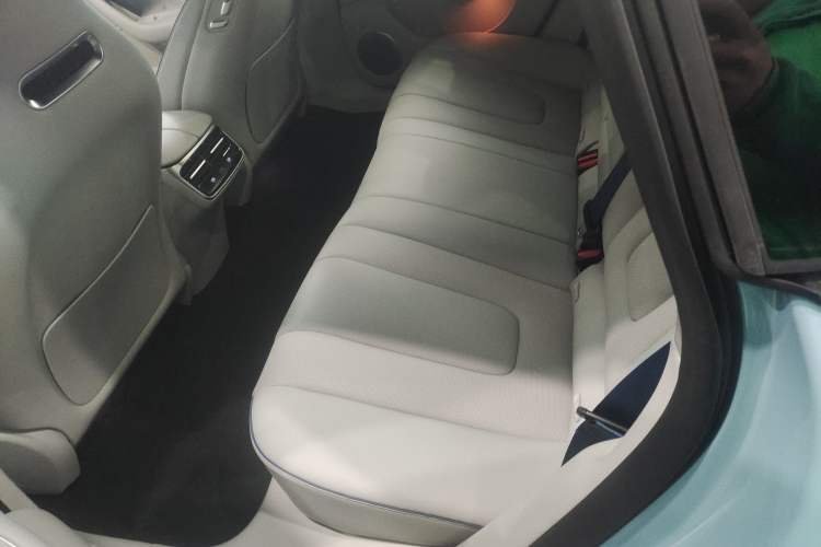 Used Hima Luxeed S7 2025 785 km Ultra
