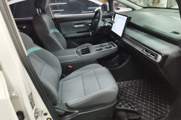 Used AION Y 2022 Plus 70 Enjoy Edition