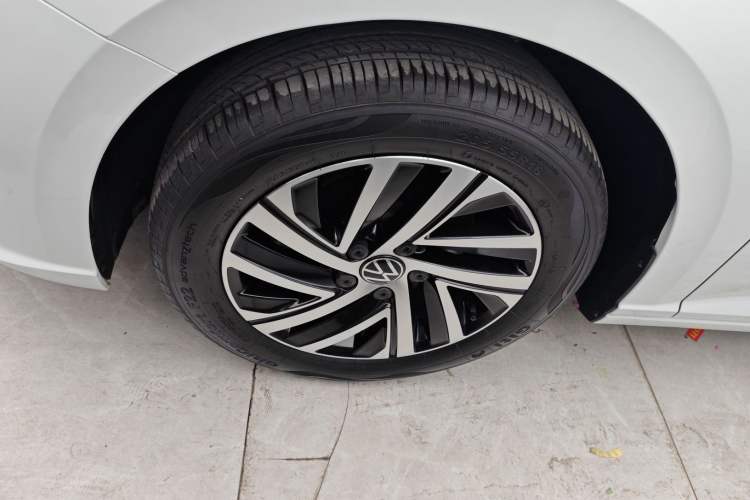 Used Volkswagen Lavida 2023 Revised Version 1.5L Automatic Starry Sky Edition – 5 Million Units