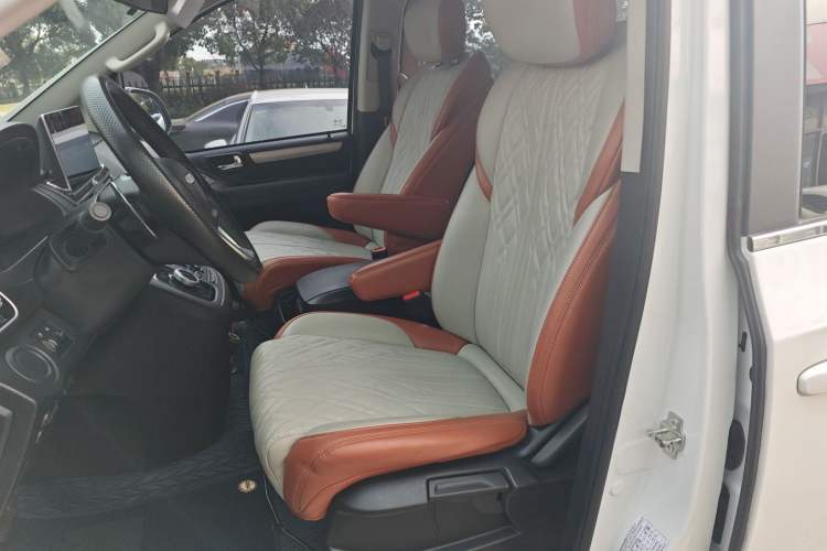 Used SAIC MAXUS G20 2023 ES 2.0T Gasoline Automatic Value Edition
