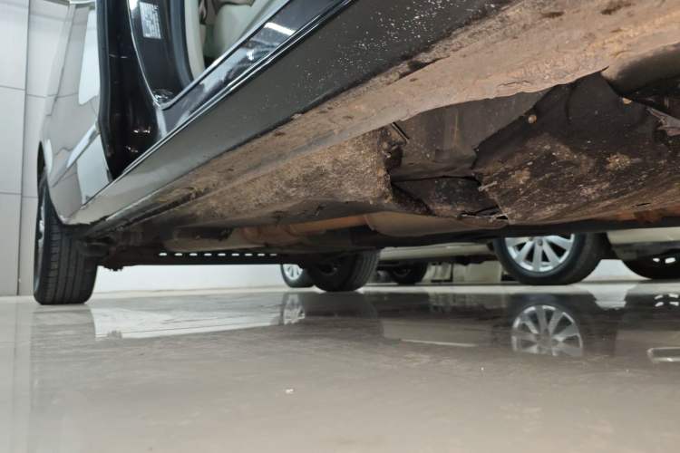 Used Buick GL8 2021 Land Cruiser Executive Class 652T Luxury Model
