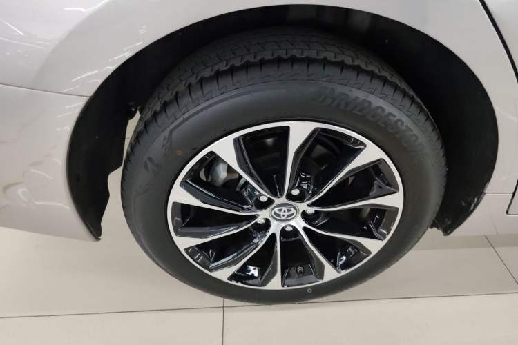 Used Toyota Avalon 2023 2.0L Premium Edition