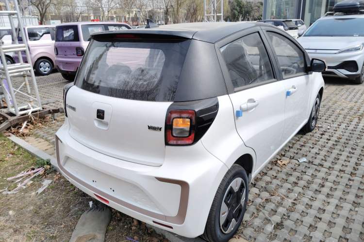 Used JAC Yiwei E10X 2024 Charming Edition 301km Lite
