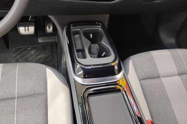 Used Volkswagen ID.4 CROZZ 2021 Long-Range PURE+ Two-Wheel Drive Version