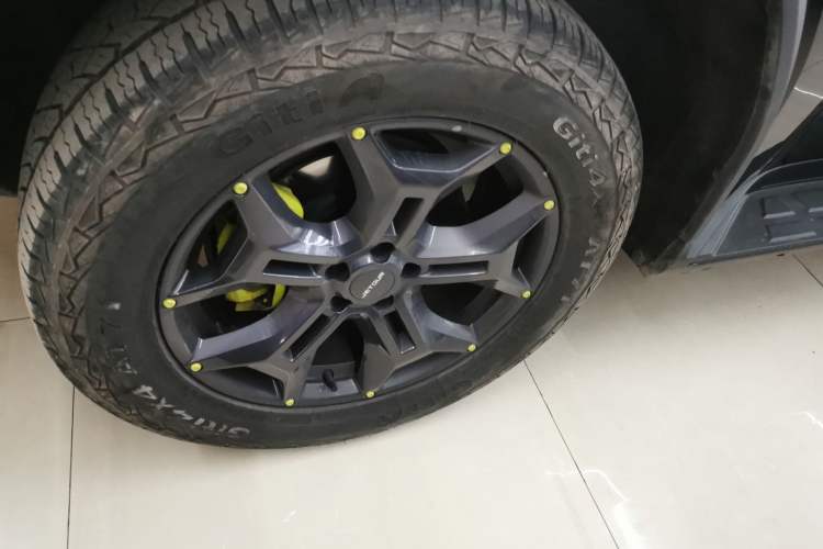 Used JETOUR Traveler 2023 2.0T All-Wheel-Drive CrossPRO
