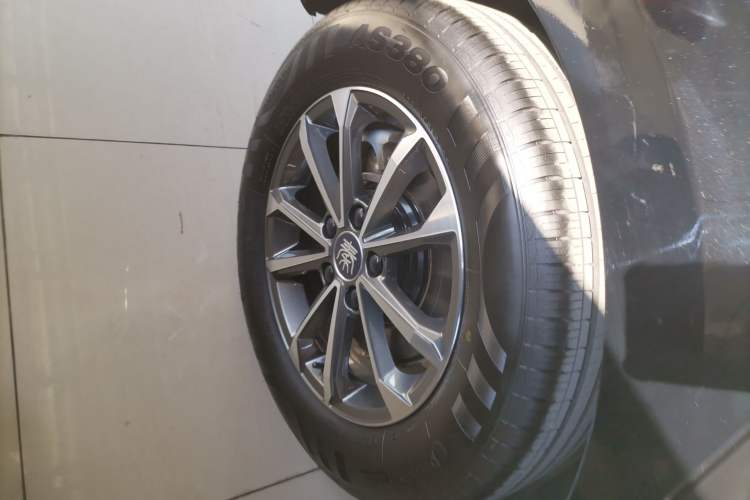 Used BYD Qin PLUS 2024 HONOR Edition DM-i 55KM Leading Model
