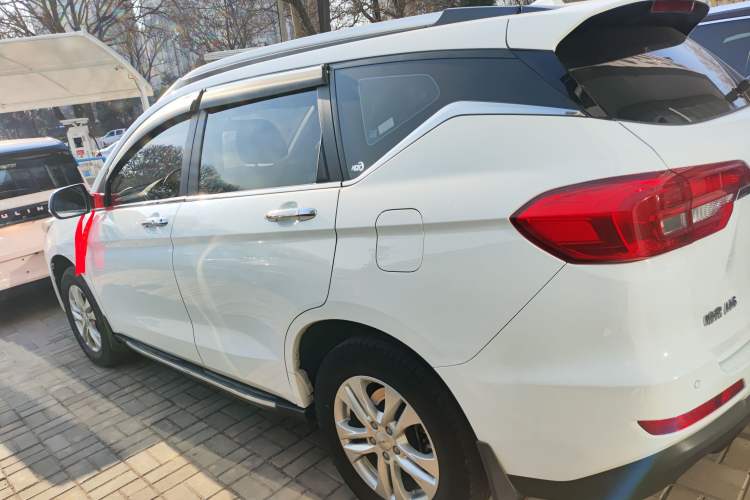 Used Haval M6 2019 1.5T DCT Two-Wheel Drive Elite Version China VI Standard
