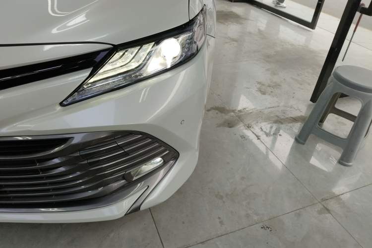 Used Toyota Camry 2019 Revised Version Dual-Engine 2.5 HG Luxury Edition
