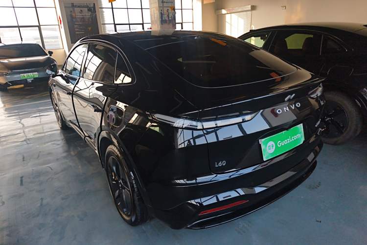 Used ONVO L60 2024 60 kWh Rear-Drive Version