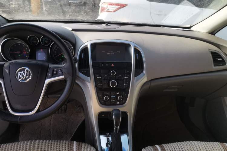 Used Buick GT 2013 XT 1.6L Automatic Fashion Edition
