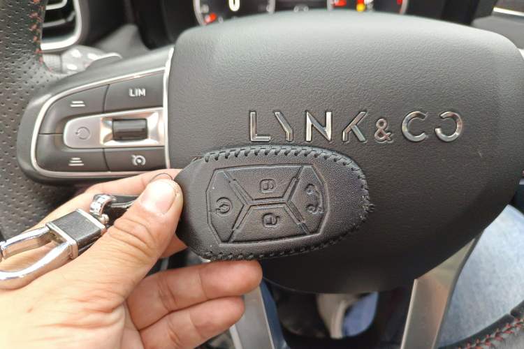 Used Lynk & Co 02 2019 1.5T DCT Two-Wheel Drive Pro Edition China VI Standard
