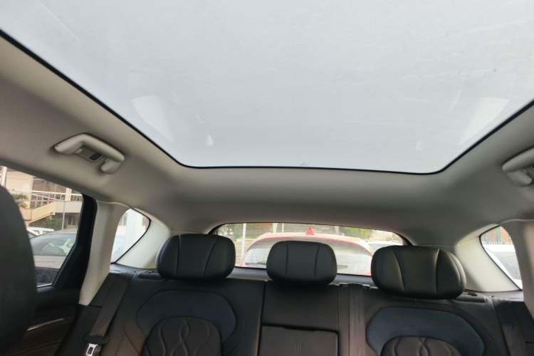 Used VOYAH FREE 2021 Four-Wheel Drive Standard Range-Extended Exclusive Luxury Package