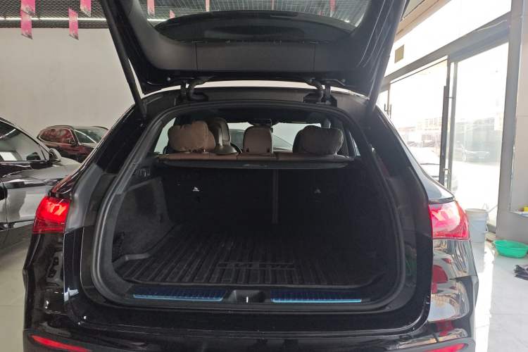 Used Mercedes-Benz EQE SUV 2024 350 4MATIC Pioneer Edition
