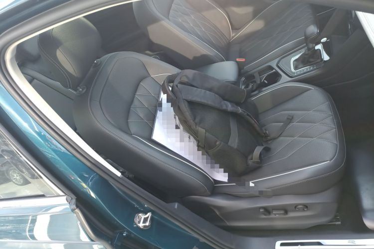 Used Volkswagen Tiguan L 2023 330TSI Automatic Two-Wheel Drive R-Line Enjoyment Edition
