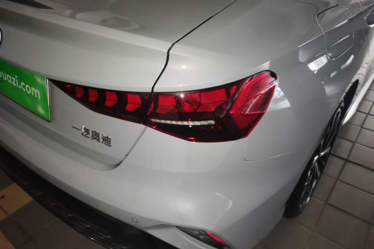 Used Audi A3 2025 A3L Limousine 35TFSI Prestige Edition + Luxury Selection Package
