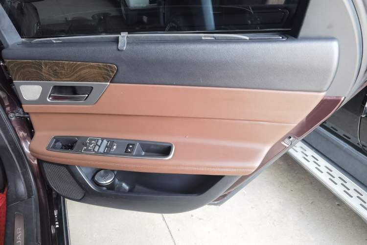 Used Jaguar XFL 2018 XFL 2.0T 250 PS Luxury Edition
