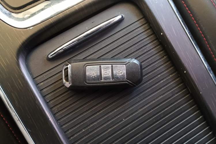 Used SWM G05 2021 PRO 1.5T Automatic Luxury Model 7 Seats
